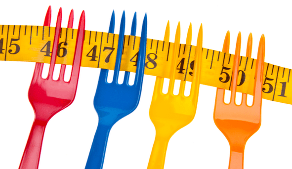 sentimeter pada garpu melambangkan penurunan berat badan pada diet Dukan